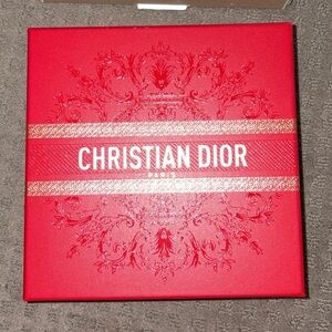 Dior gift box